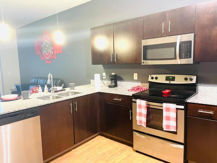 King Size With Osu Theme! Apartment Columbus Exterior photo